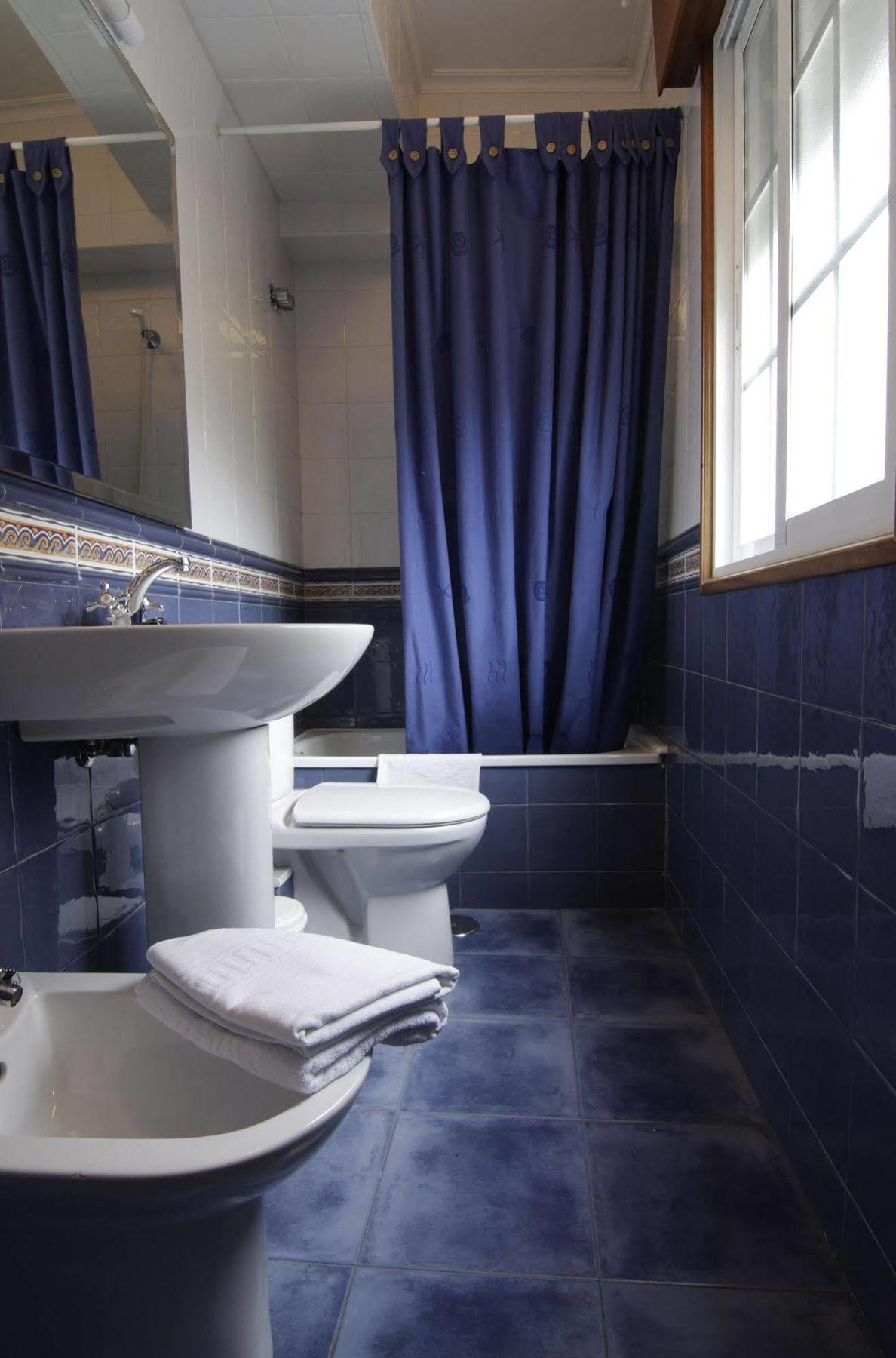 As Areas I Hotel Viveiro Luaran gambar