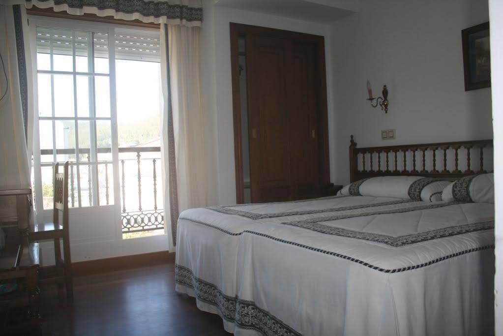 As Areas I Hotel Viveiro Luaran gambar
